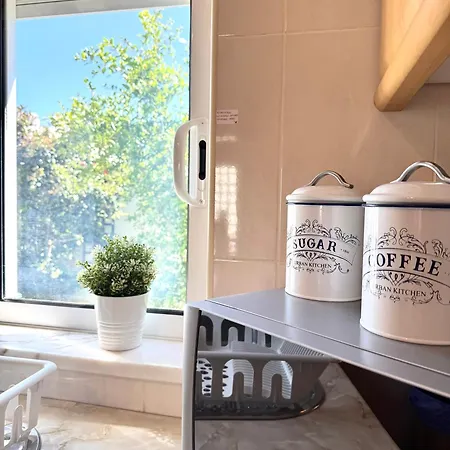 Nathalie A 100m Da Διαμέρισμα Καρβοέιρο