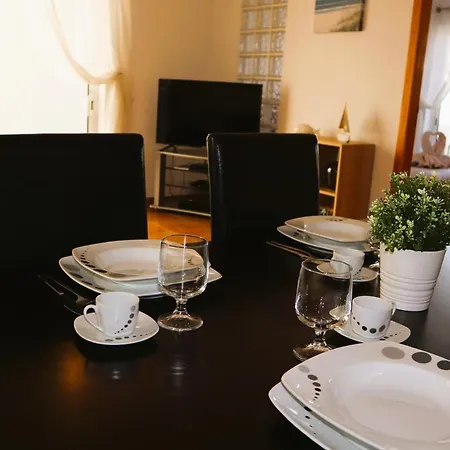 Apartamento Nathalie A 100m Da *